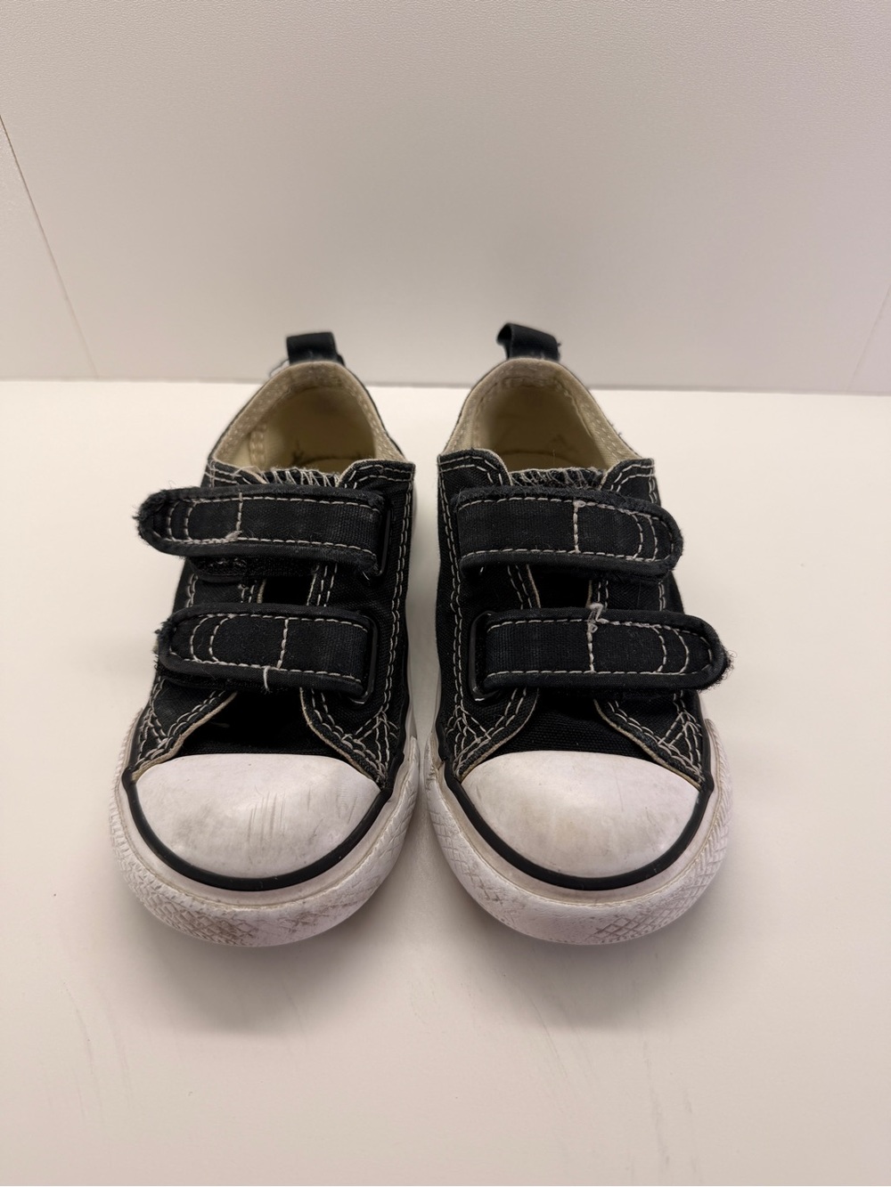 Converse Kids Black Canvas Velcro Low-Top Sneakers